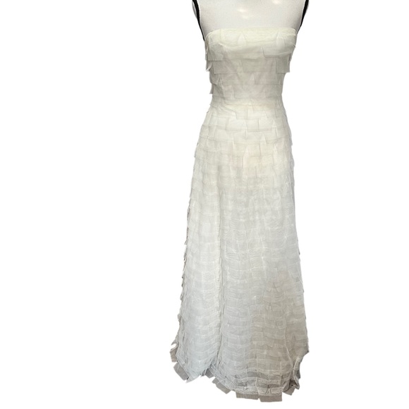 BCBG Max Azria Strapless Evening Off White Maxi Tiered dress Casual Wedding 4 - Picture 5 of 8
